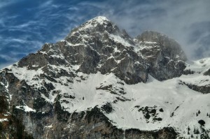 snowy_mountain_wallpaper_by_burtn-d628mbt